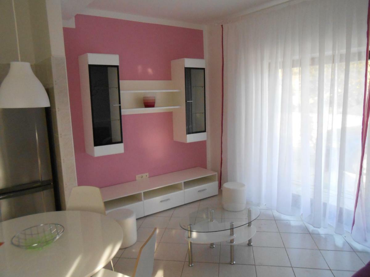 Apartman Gabi 카스타브 외부 사진